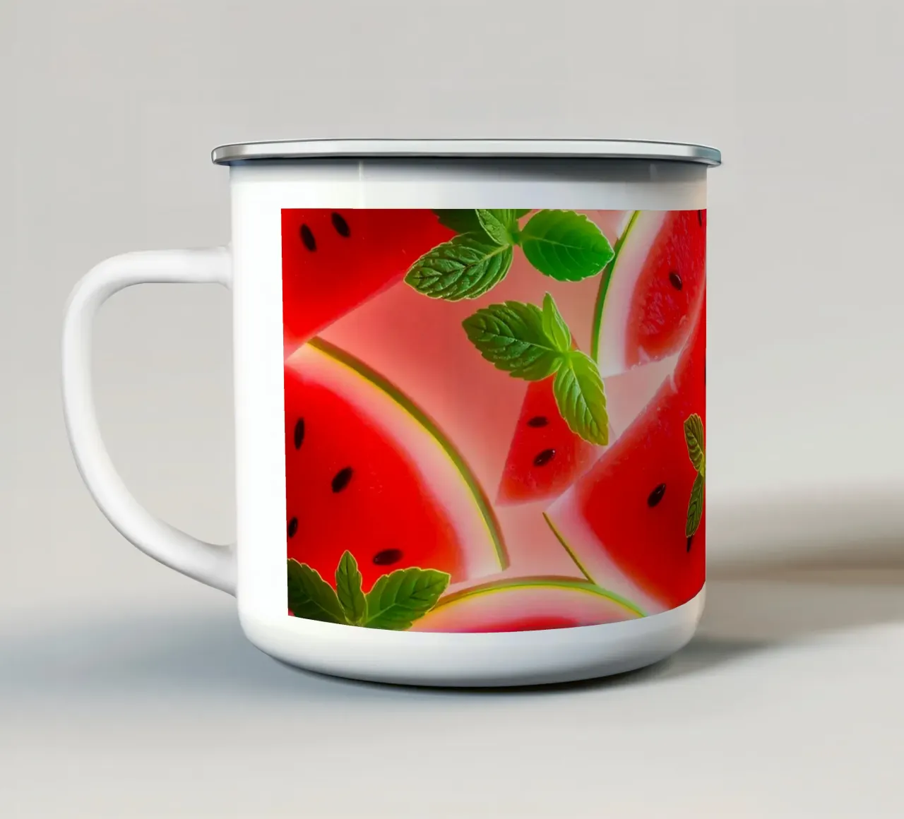 Fette di anguria con foglie di menta creano una fresca estate tazza in smalto da DesignDoodle