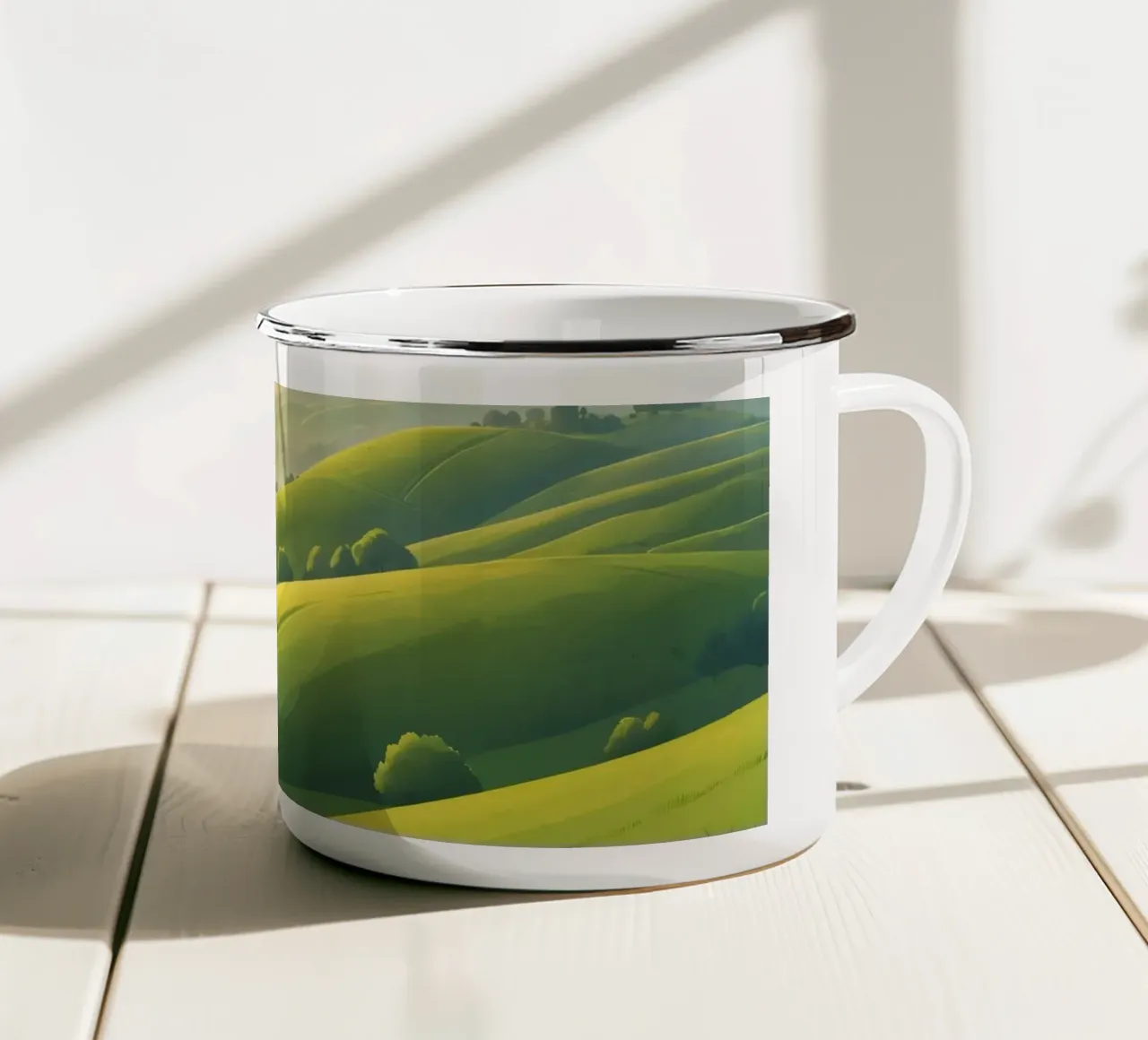 Il paesaggio sereno è caratterizzato da colline verdeggianti e da un caldo tramonto tazza in smalto da DesignDoodle