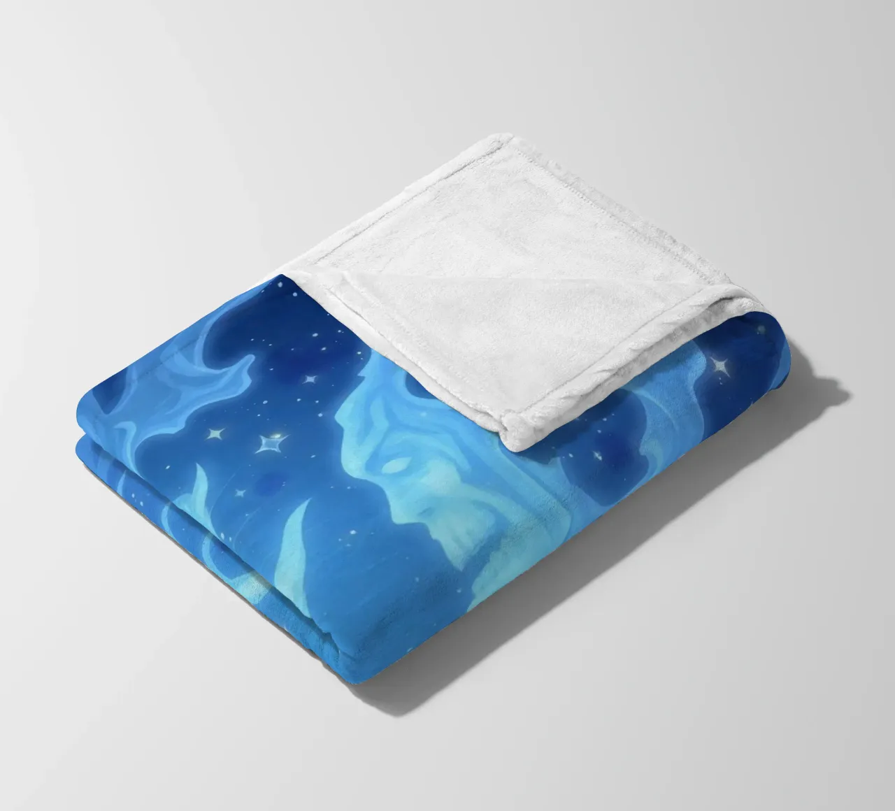 Cielo notturno mistico con figure eteree e stelle luminose coperta in pile da DesignDoodle