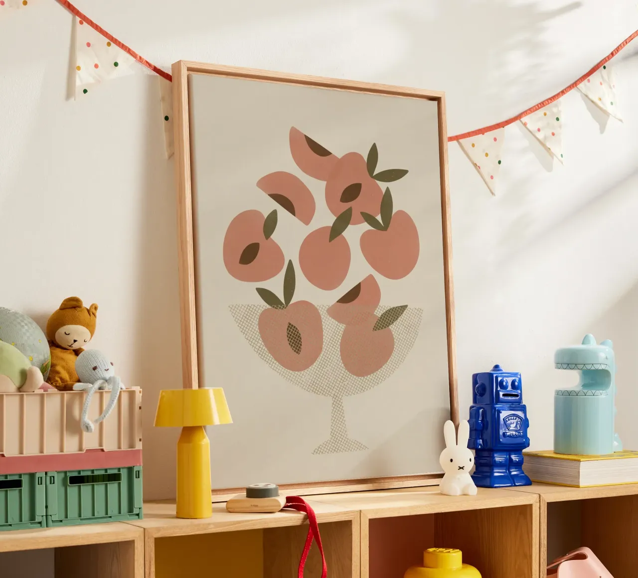 Peach Bowl tela con Cornice a cassetta da Alisa Galitsyna