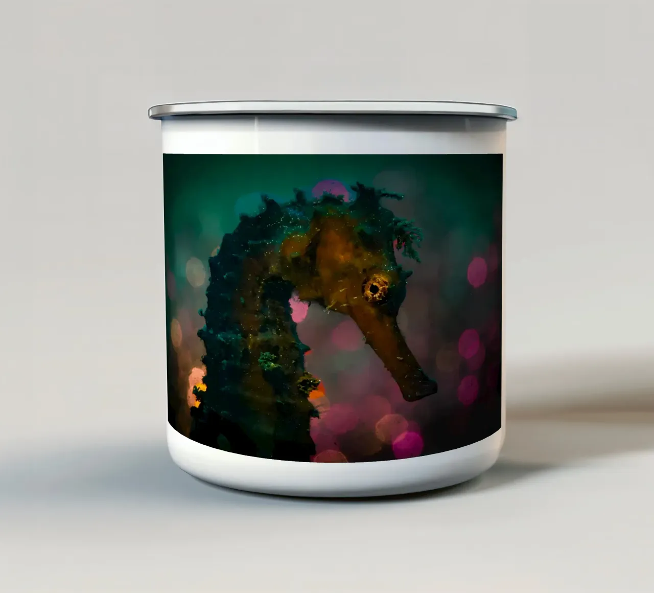 Solo immersioni tazza in smalto da Eames