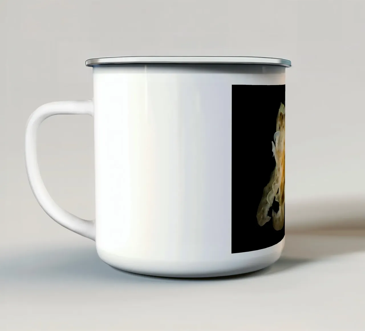 Solo immersioni tazza in smalto da Eames