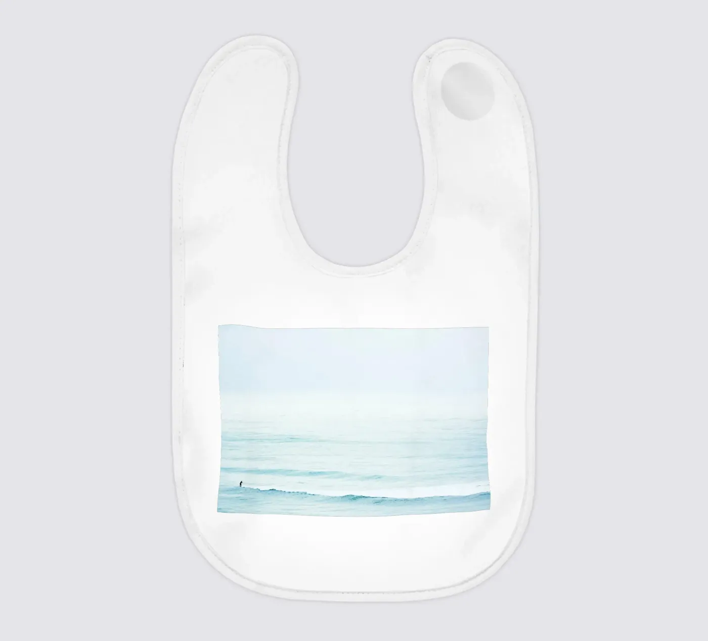 Winter Surfing bavaglino da Tal Paz-Fridman