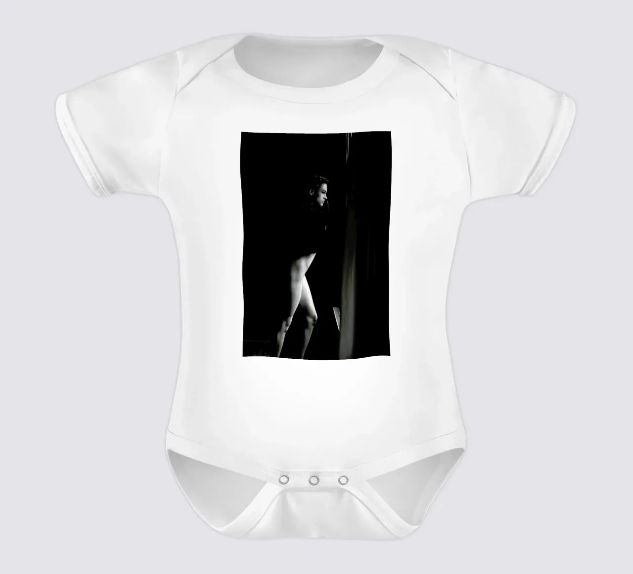 Helen V short-sleeve baby romper by Sebastian Hilgetag