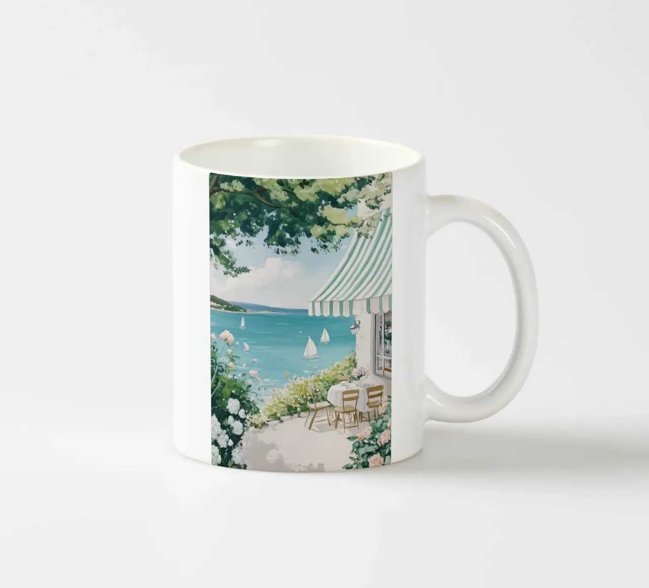 Caffè costiero con barche a vela tazza in ceramica da Melloi Art Print