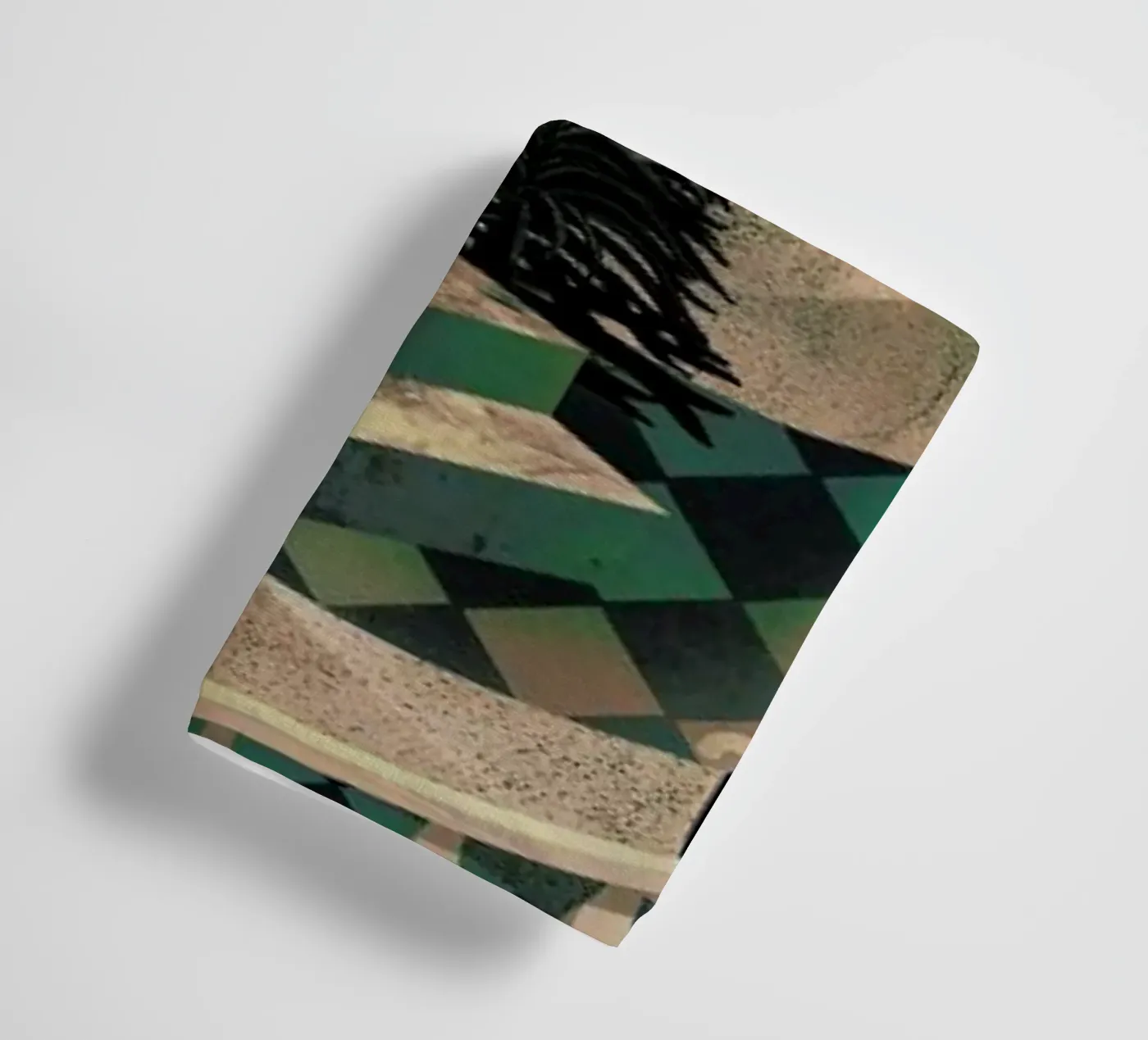 Utopia Handtuch von Ali Gulec