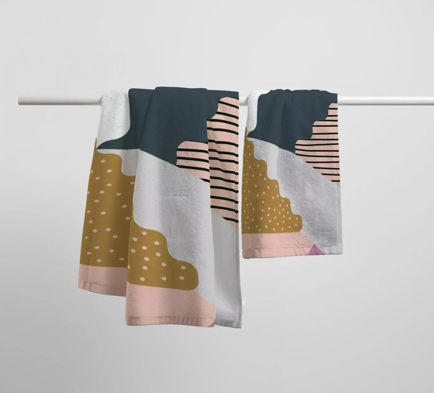 Mountain badhanddoek van Linda Gobeta