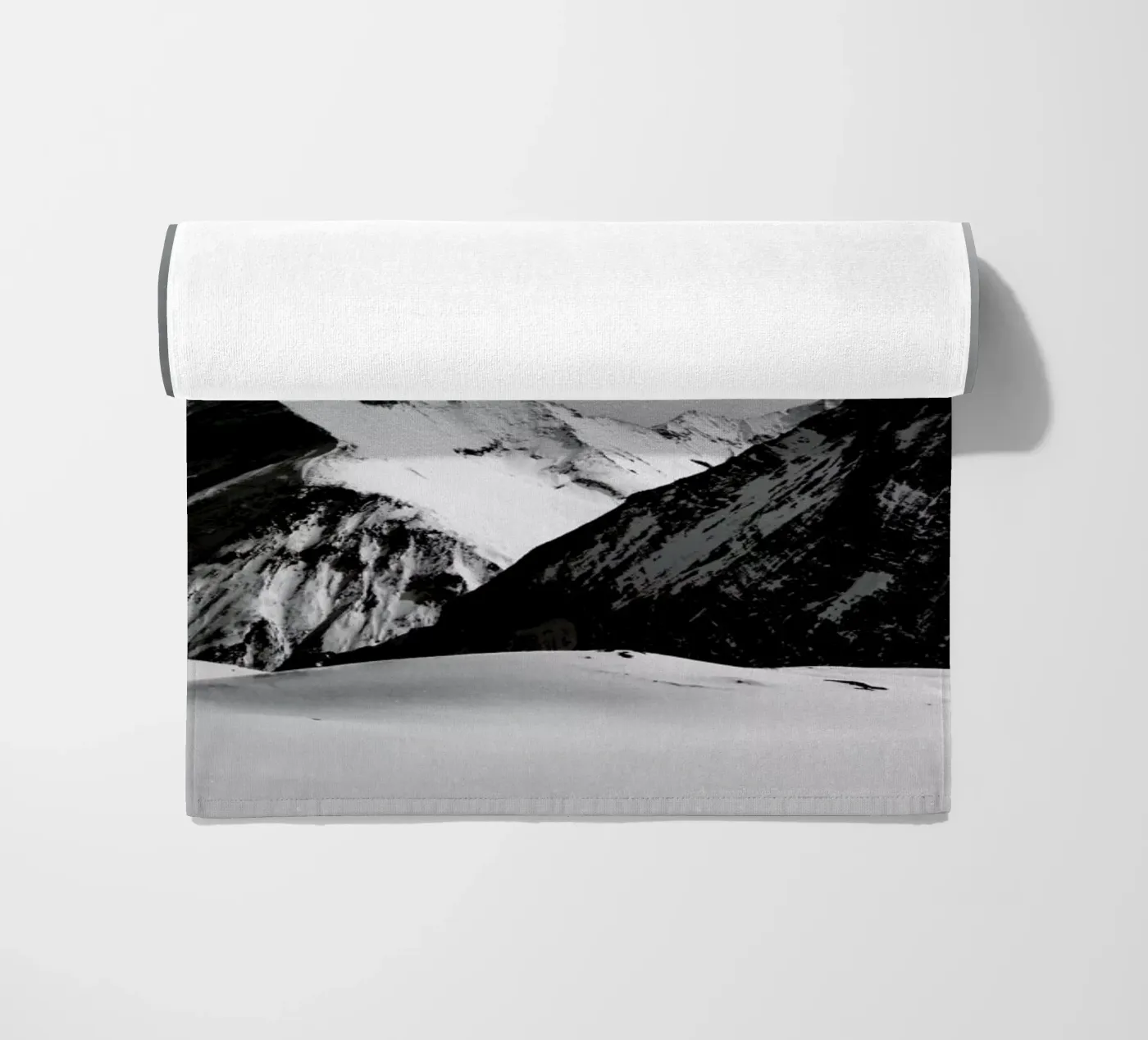 Mountains IV telo mare da Sebastian Hilgetag