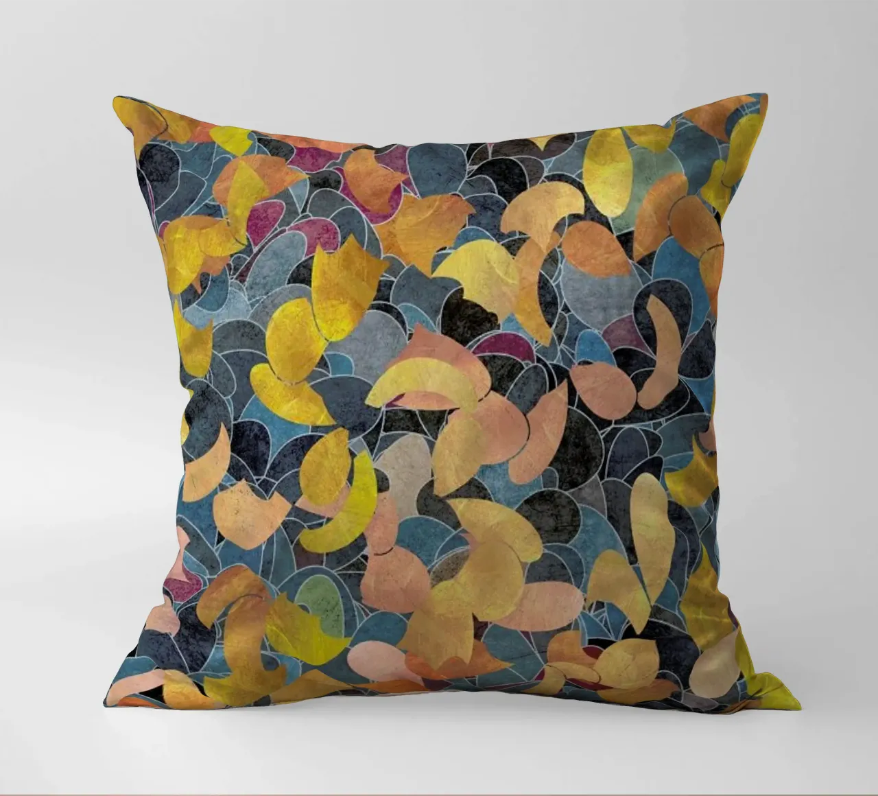 A Shiny Path 1 cuscino da Angelo Cerantola