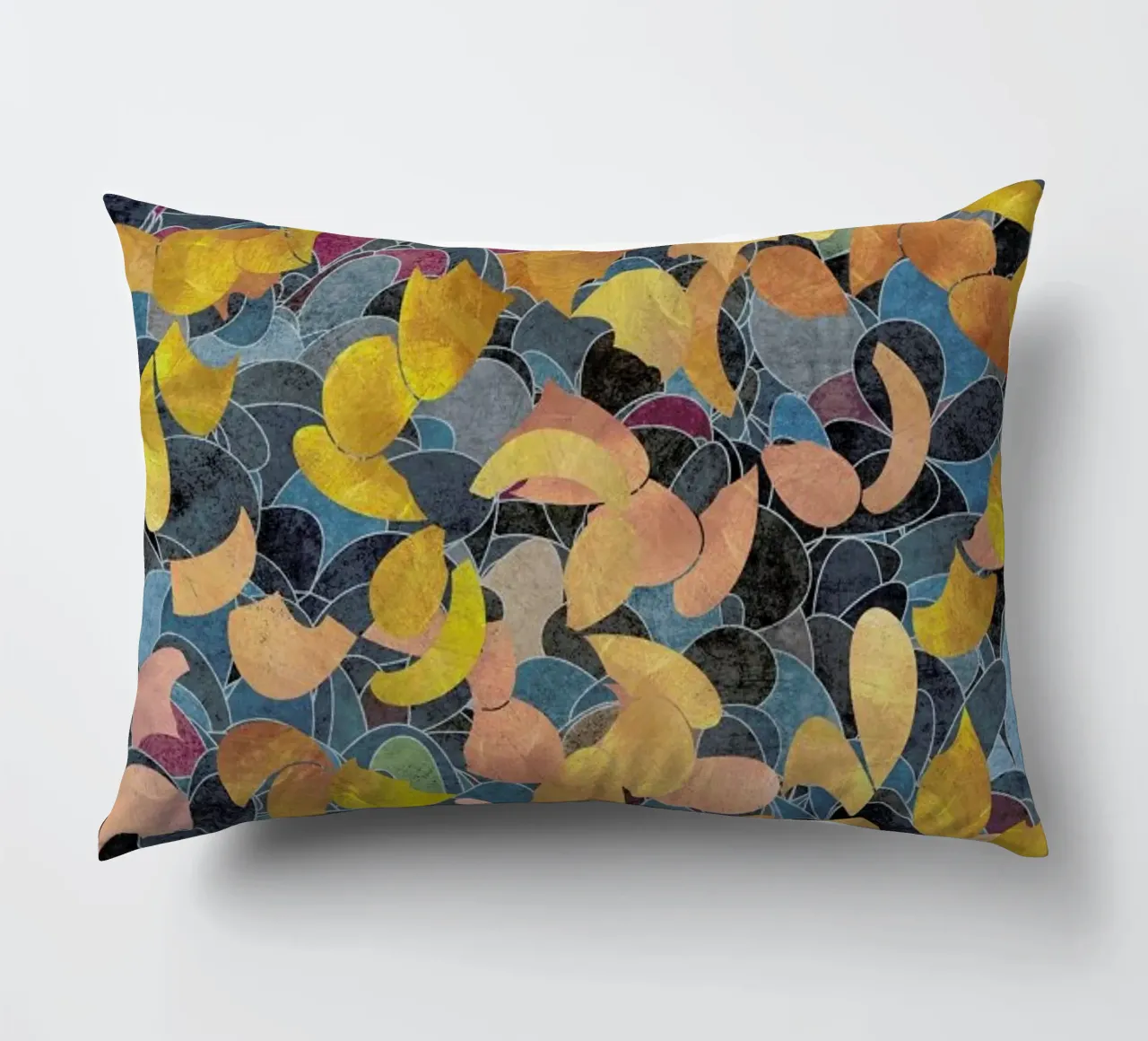 A Shiny Path 1 cuscino da Angelo Cerantola