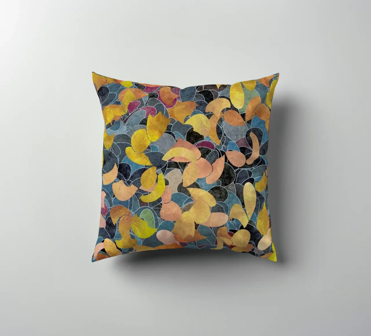 A Shiny Path 1 cuscino da Angelo Cerantola