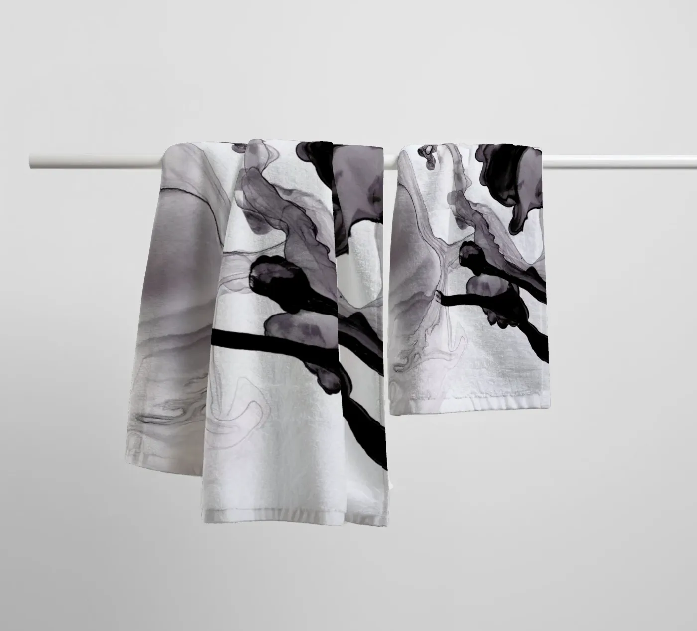 Float 01 Handtuch von Froilein Juno