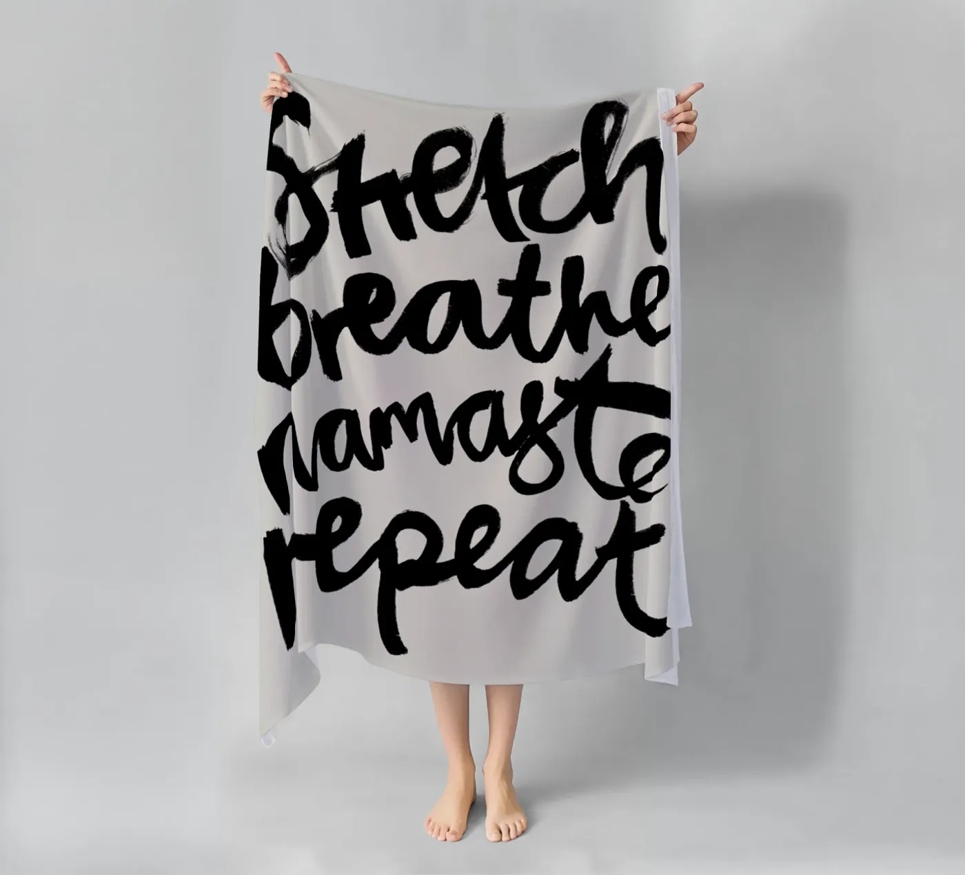 Repeat Black strandhanddoek van Klaus with K