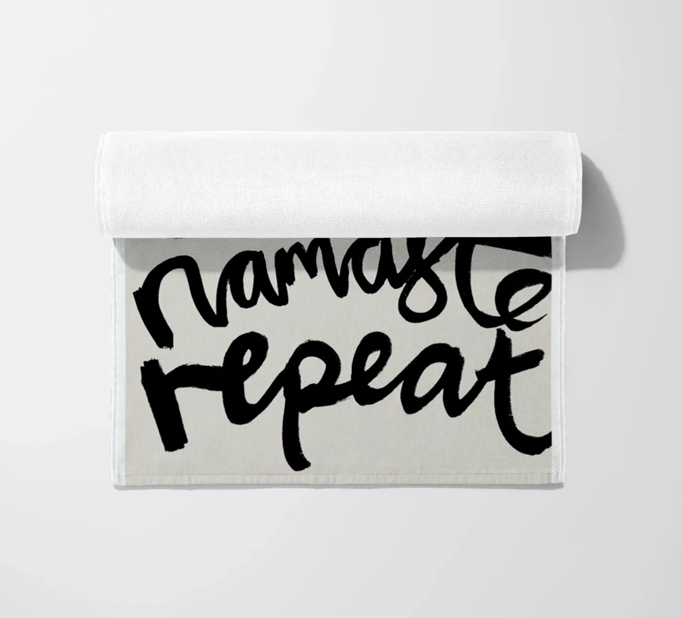 Repeat Black strandhanddoek van Klaus with K