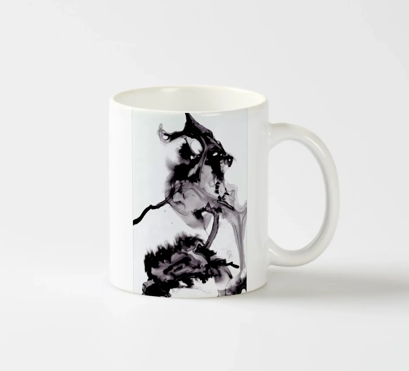 Float 03 ceramic mug by Froilein Juno