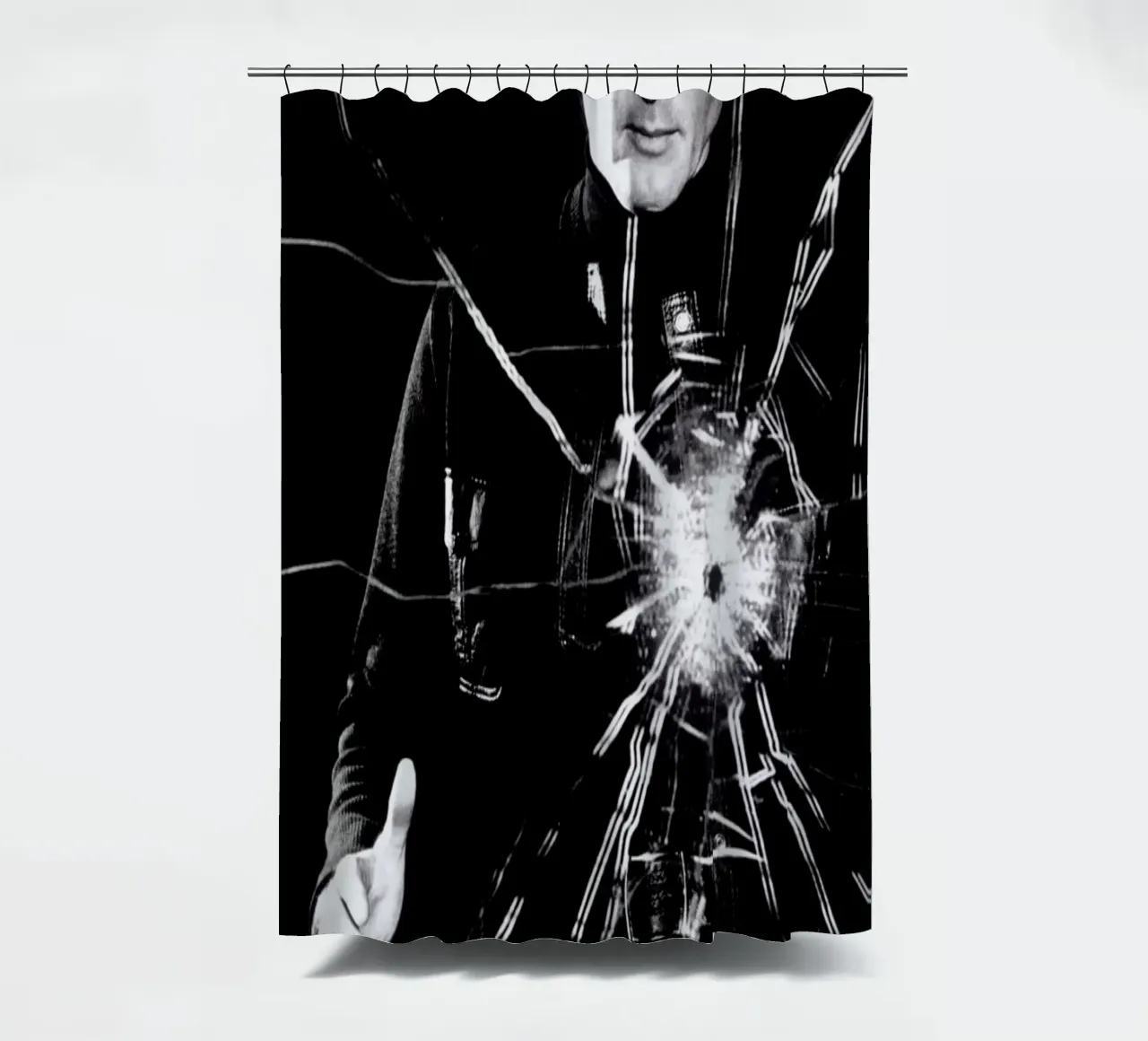 Roger Moore in  'Live and Let Die' tenda da doccia da Gallery Print and Art Limited