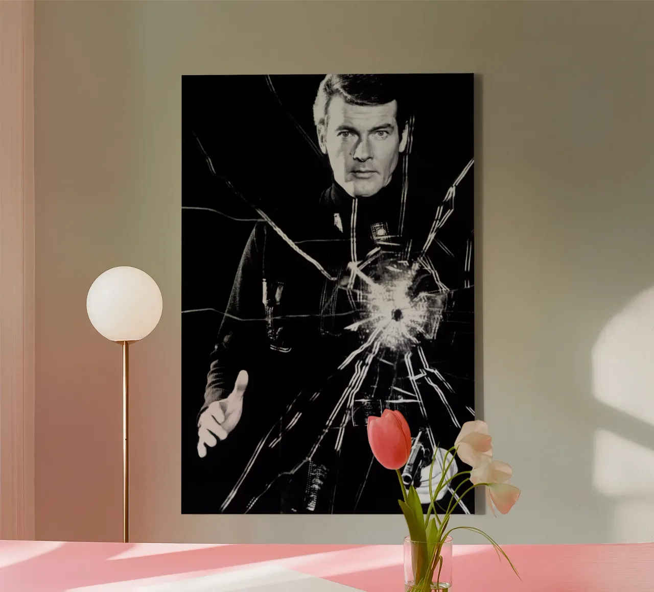 Roger Moore in  'Live and Let Die' tela da Gallery Print and Art Limited