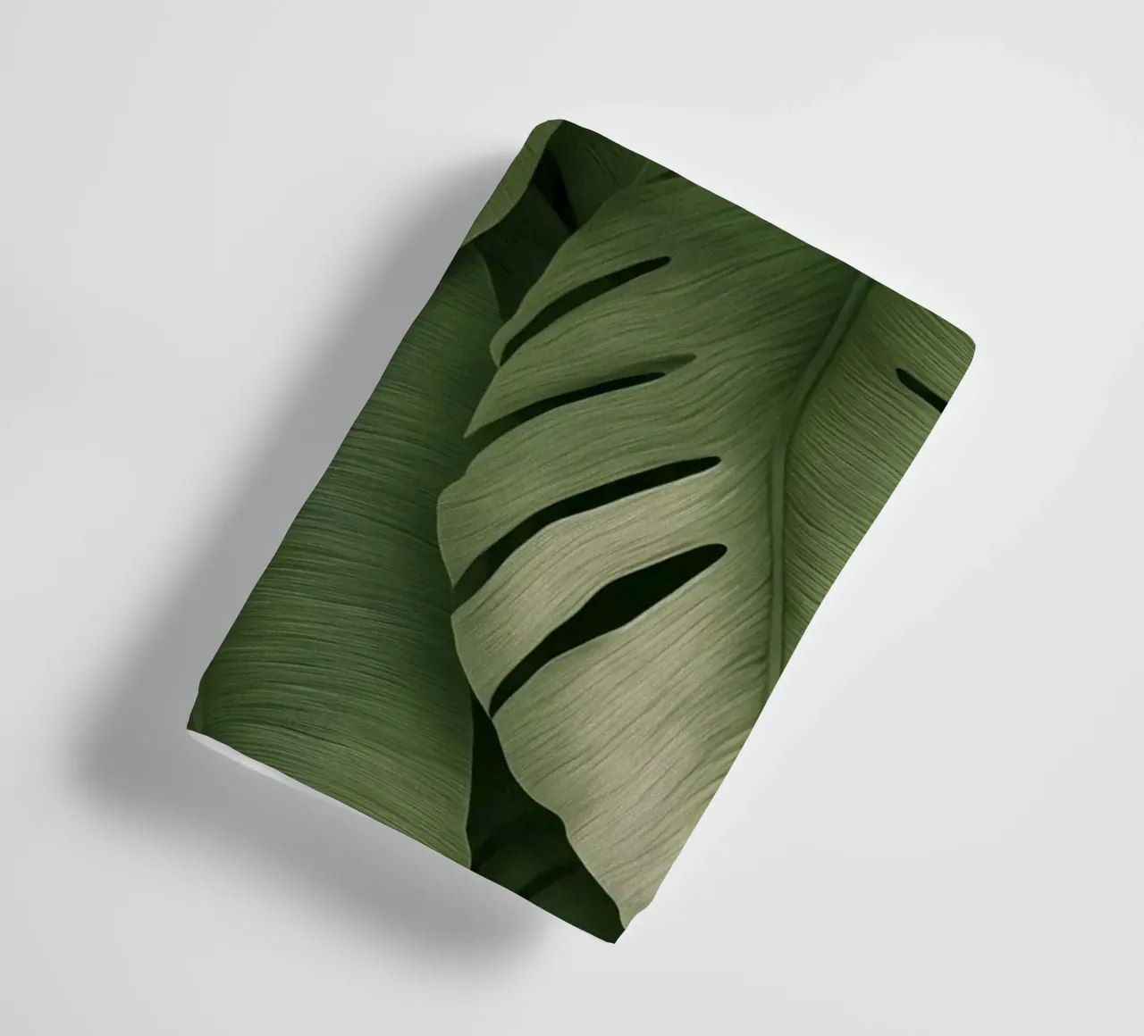 Contrasting Monstera towel by Carinaprint