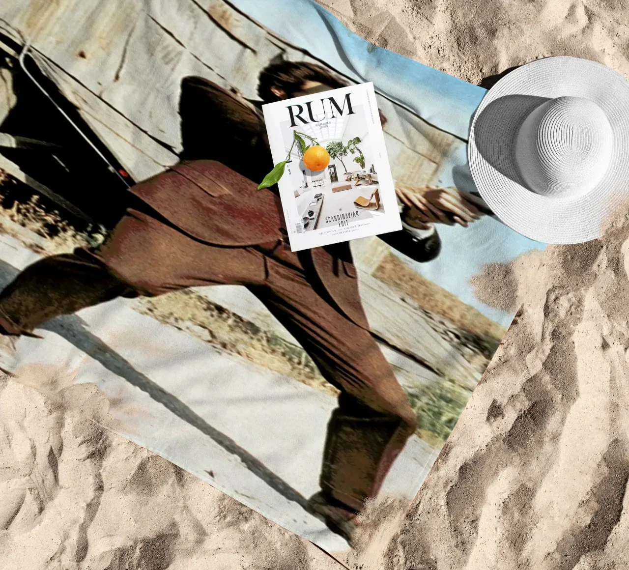 Clint Eastwood in 'Dirty Harry' telo mare da Gallery Print and Art Limited