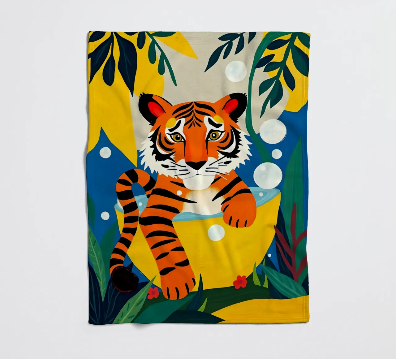 TIGER IM BAD Fleecedecke von ARTOMATIC