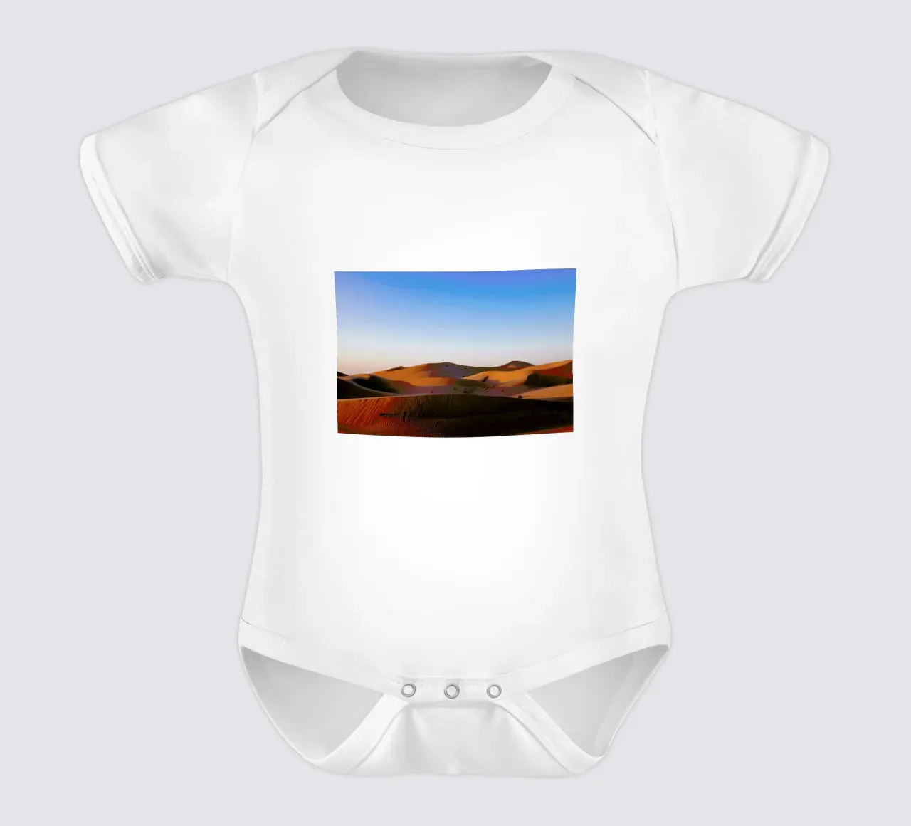 Sands short-sleeve baby romper by NET Talents GmbH