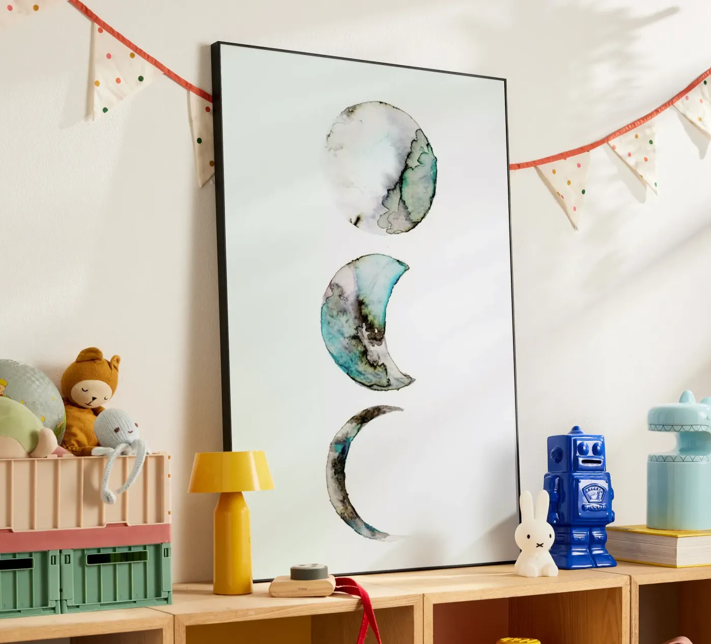 Moon forex plate by Larissa van der Laan