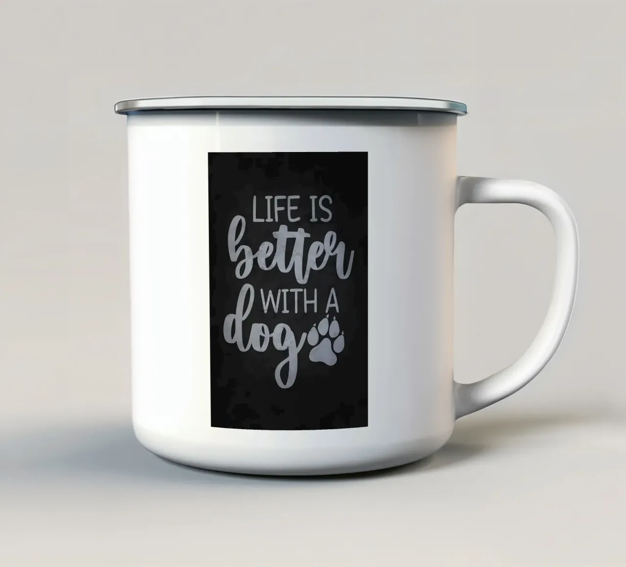La vita è migliore con un cane tazza in smalto da Raegen