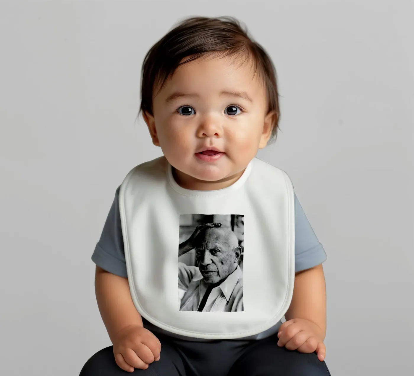 Pablo Picasso bavaglino da Gallery Print and Art Limited