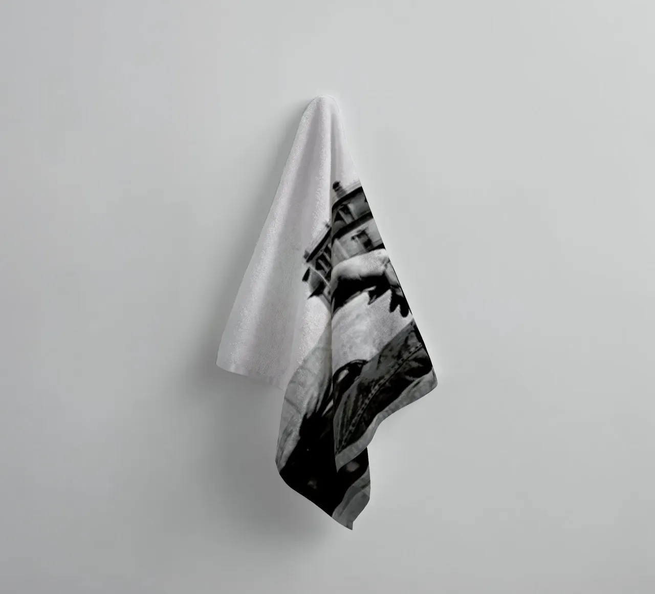 James Dean in 'Giant' asciugamano da bagno da Gallery Print and Art Limited