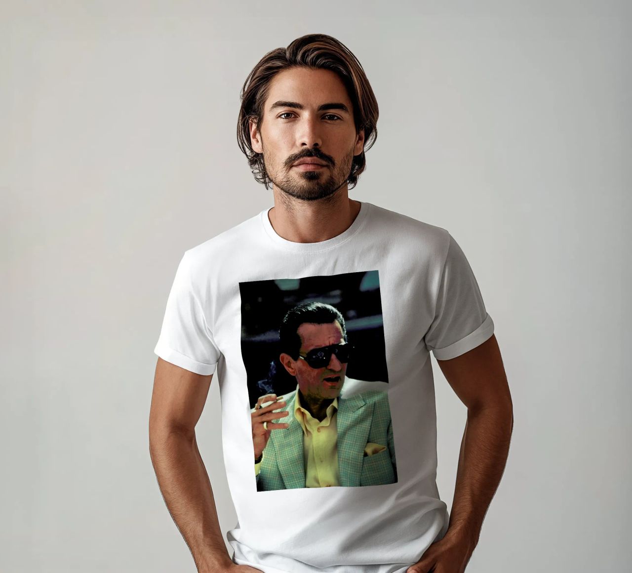 Robert De Niro in 'Casino', 1995 T-Shirt von Gallery Print and Art Limited