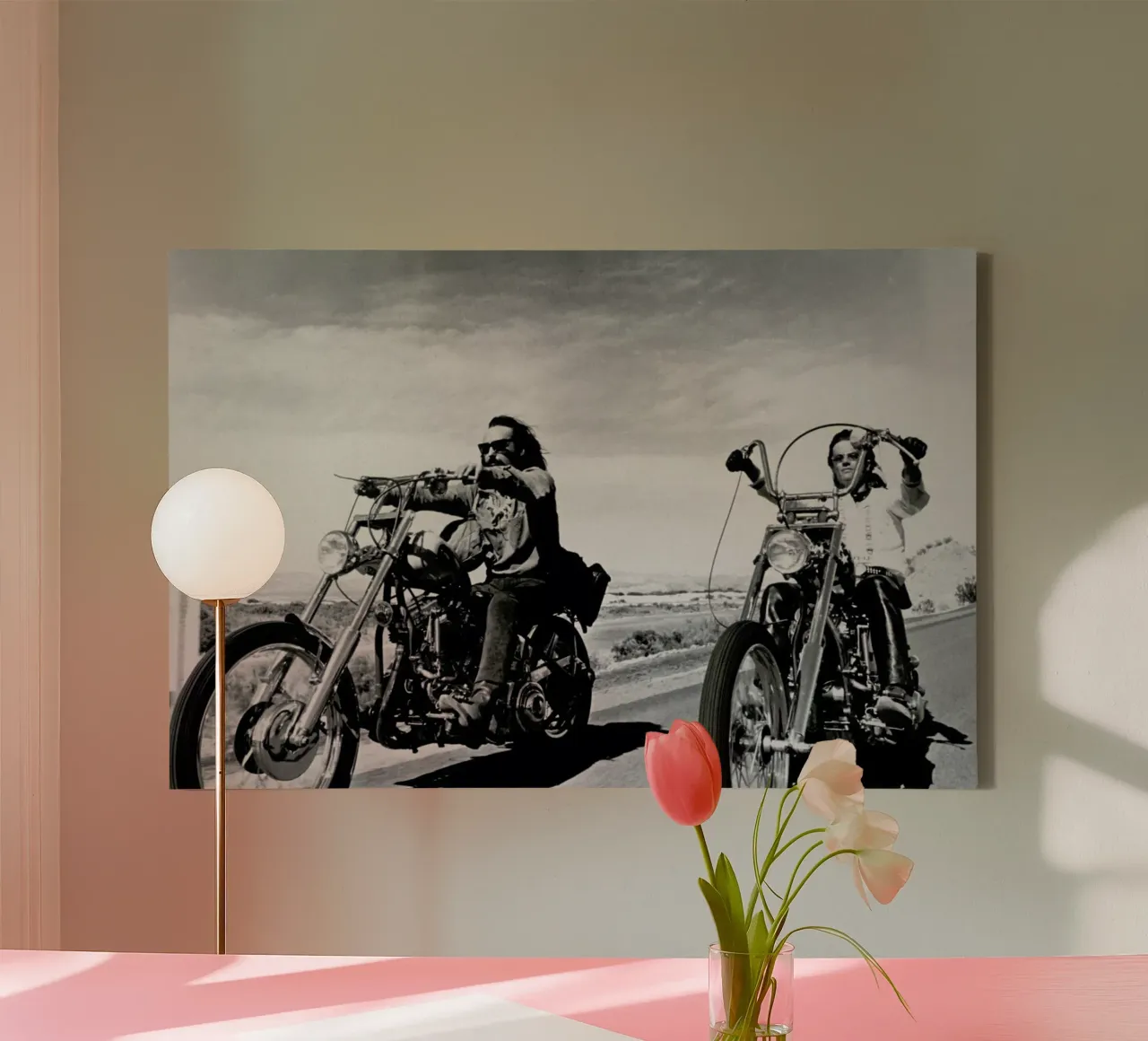Dennis Hopper & Peter Fonda, 'Easy Rider' tela con Cornice a cassetta da Gallery Print and Art Limited