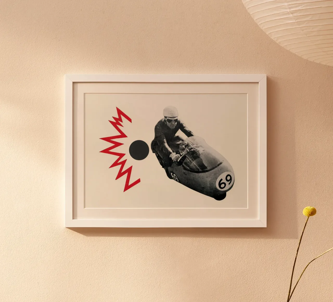 Follia motociclistica poster con telaio in plastica da Cassia Beck Collage