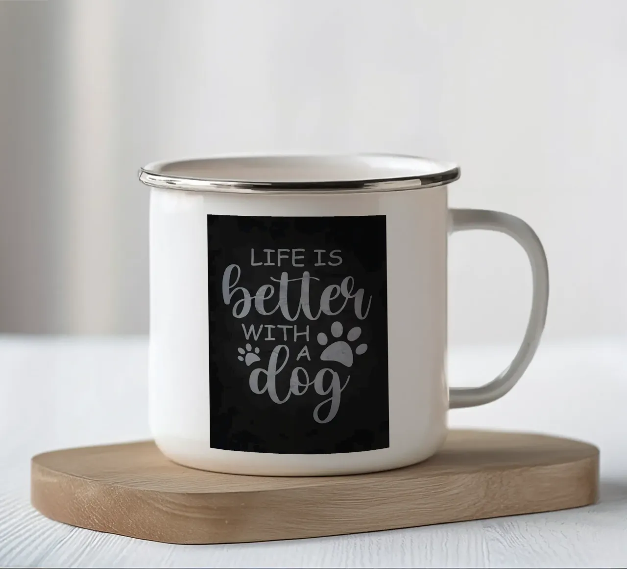 La vita è migliore con un cane tazza in smalto da Raegen