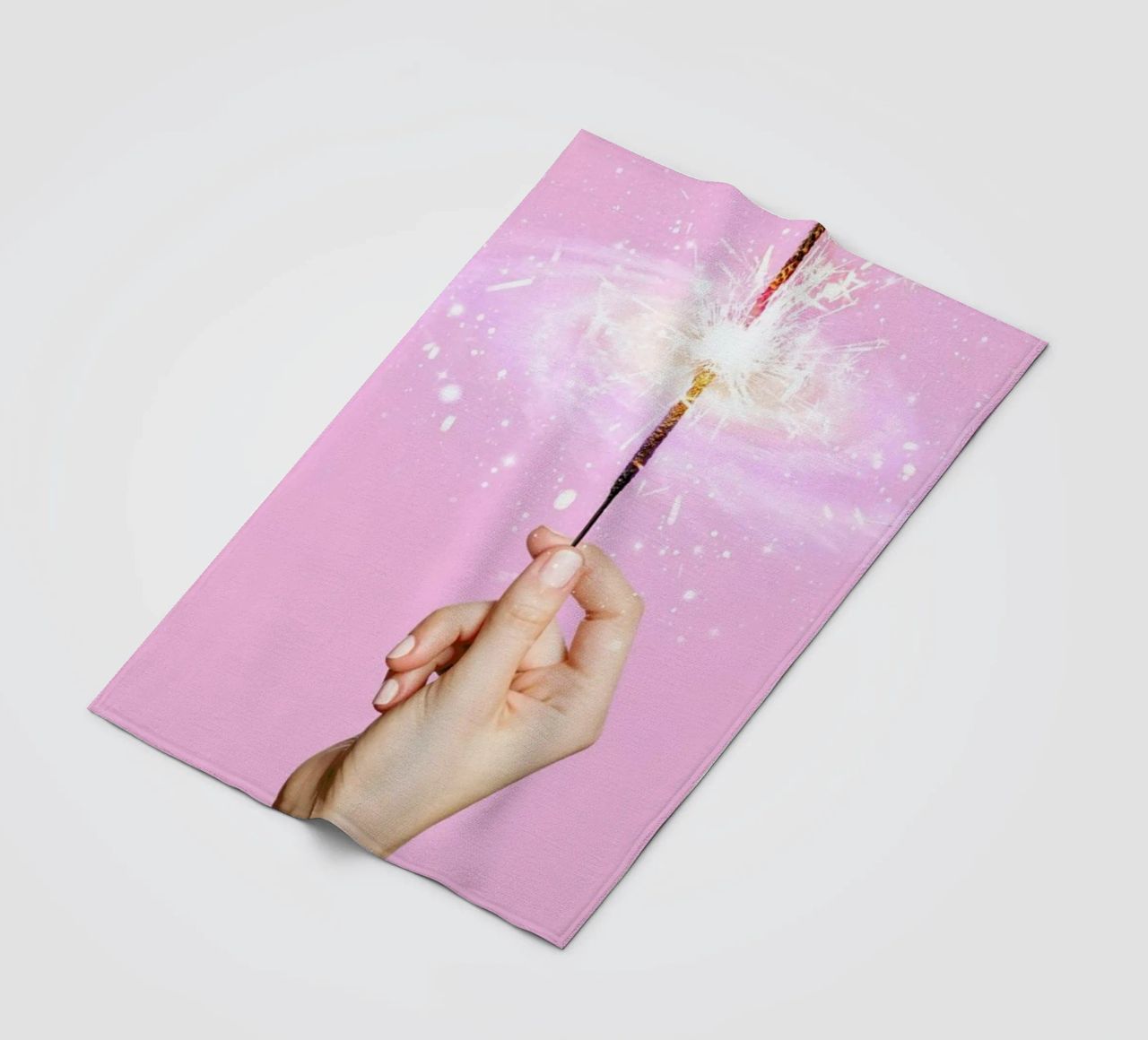 Sparkler Universe coperta in pile da Paul Fuentes Design
