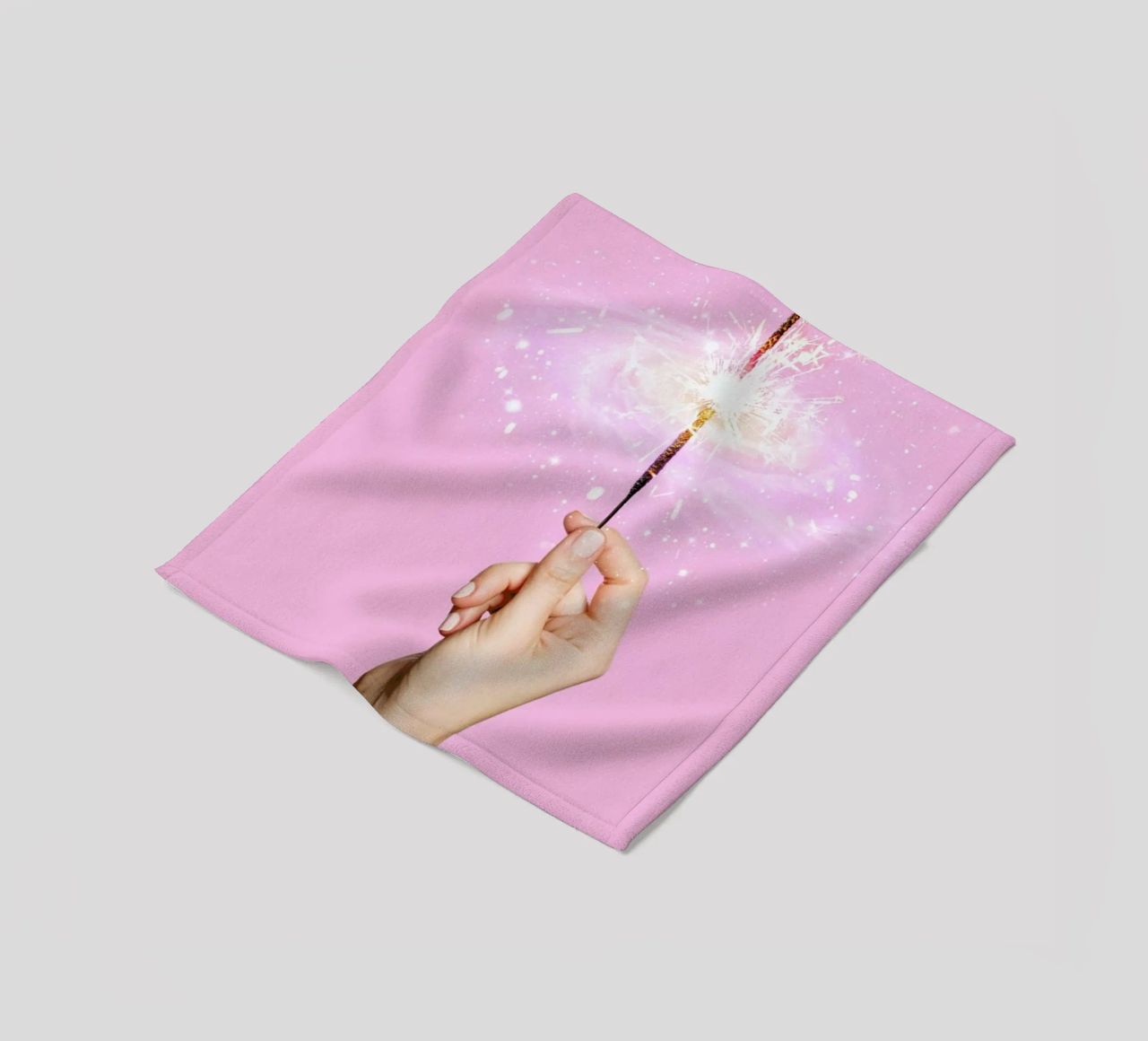 Sparkler Universe coperta in pile da Paul Fuentes Design