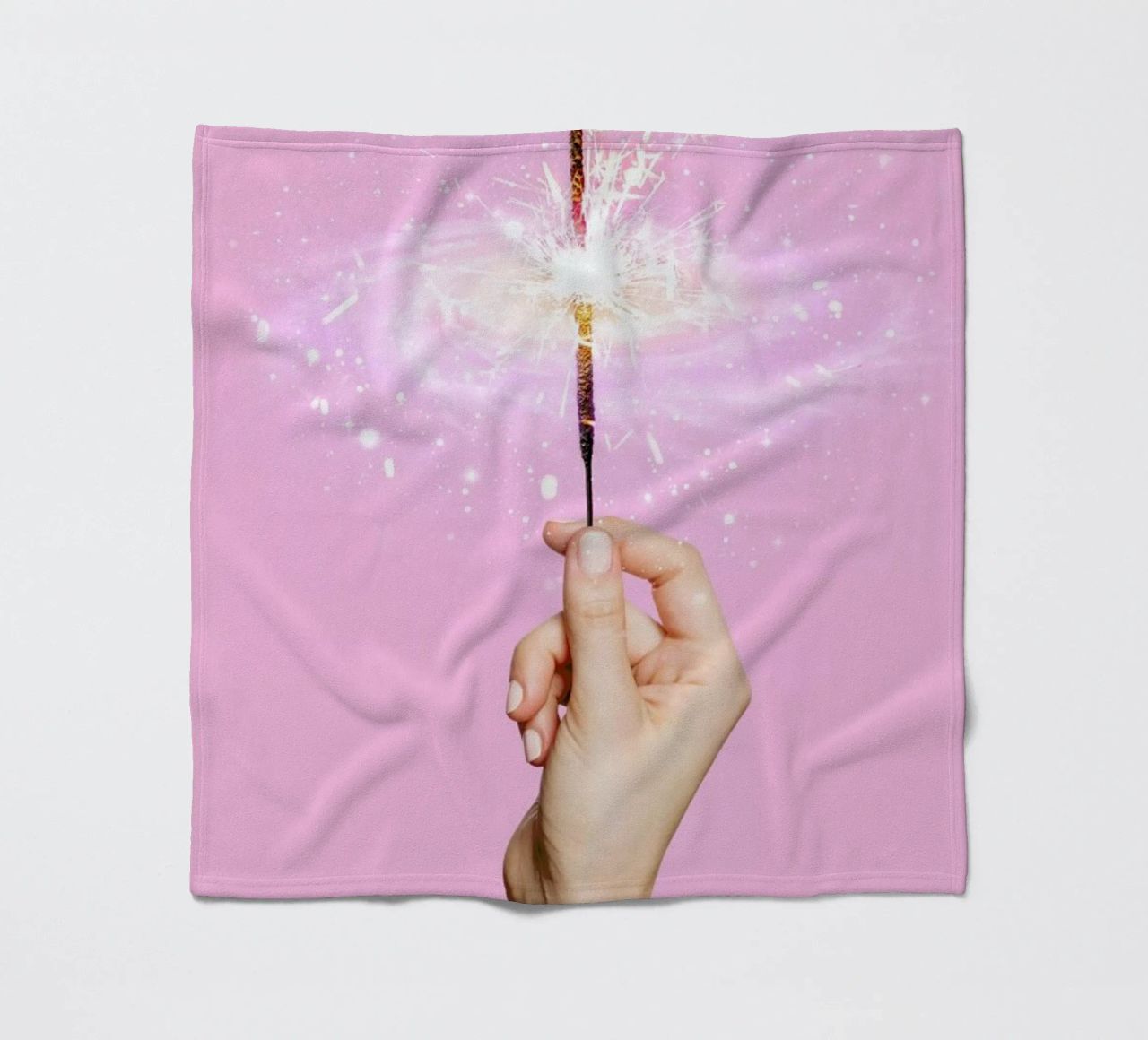 Sparkler Universe coperta in pile da Paul Fuentes Design
