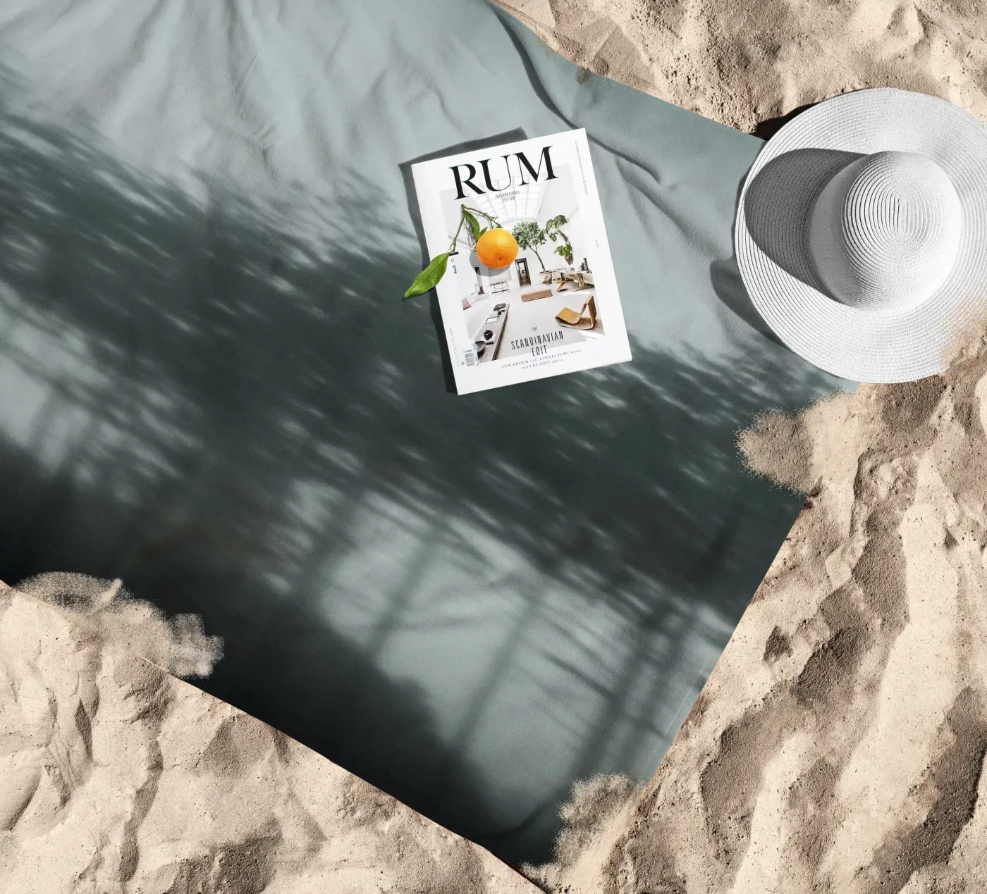 Pine Trees strandhanddoek van Klaus with K