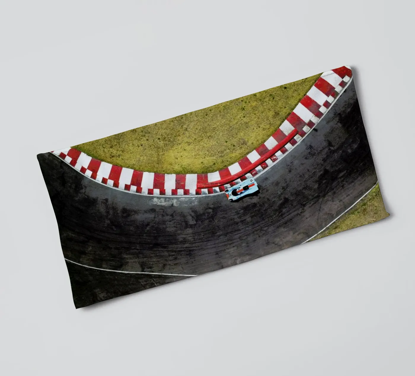 P20 towel by ROBERTO H