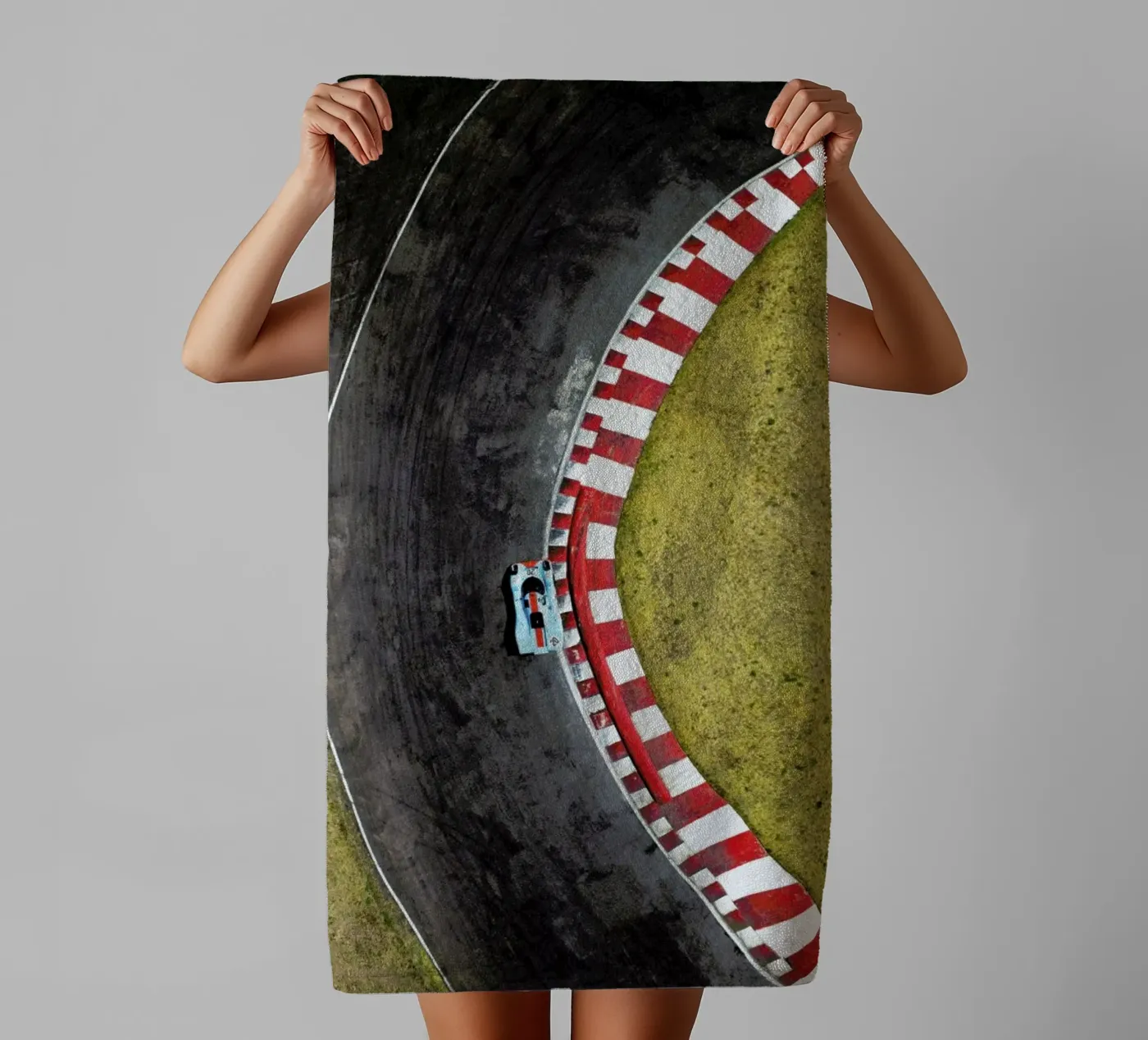 P20 towel by ROBERTO H