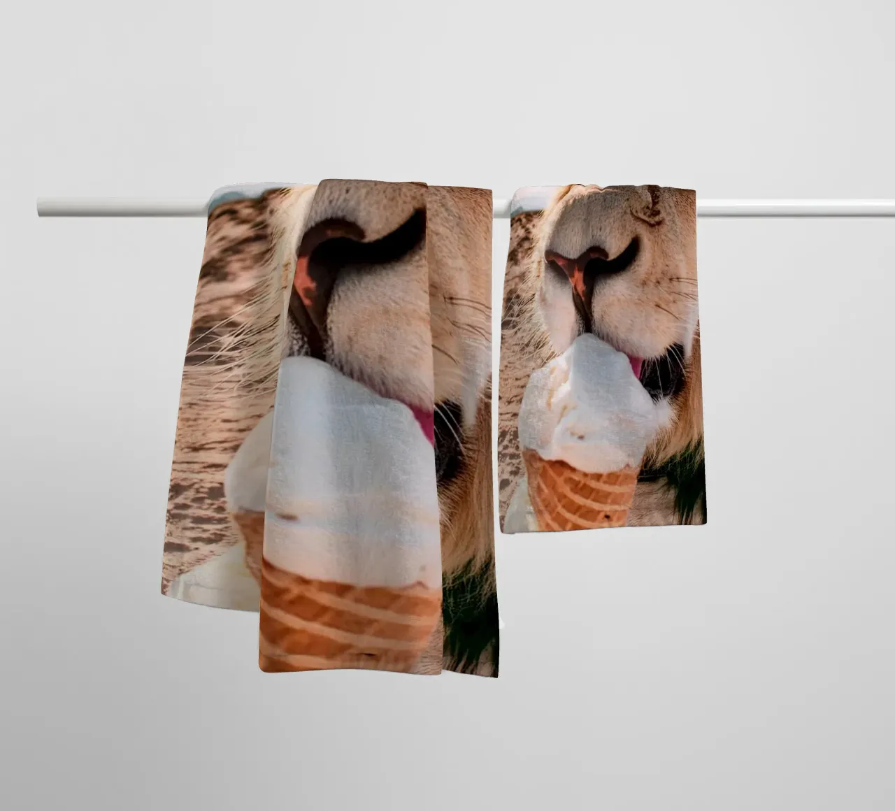 refreshing towel by rafael campezato