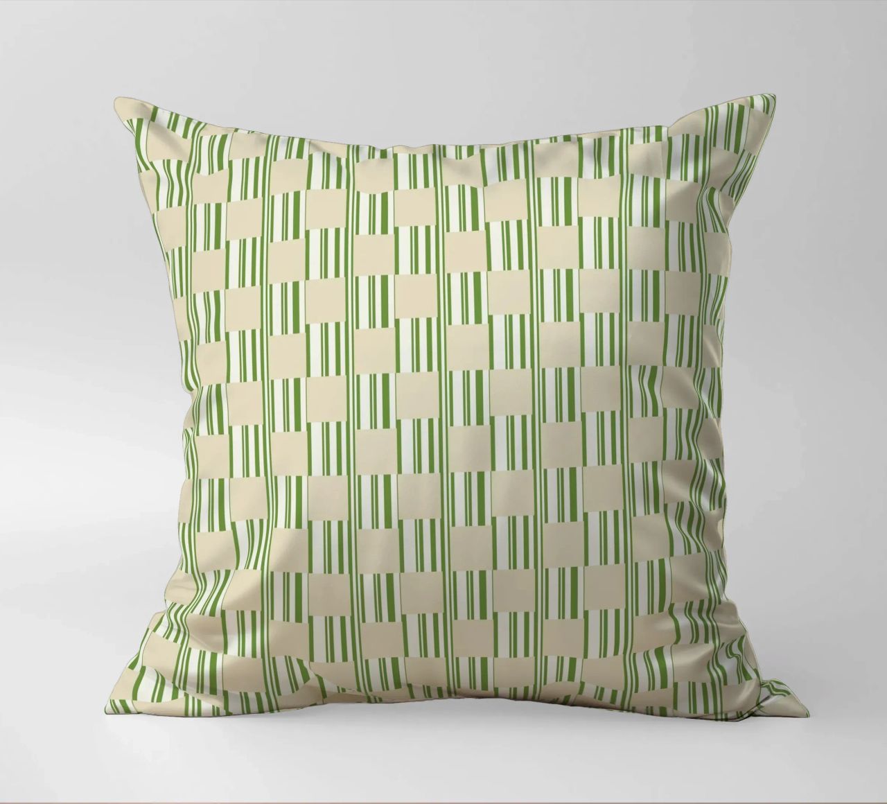 Quadri e righe in verde e beige cuscino da Little Dean