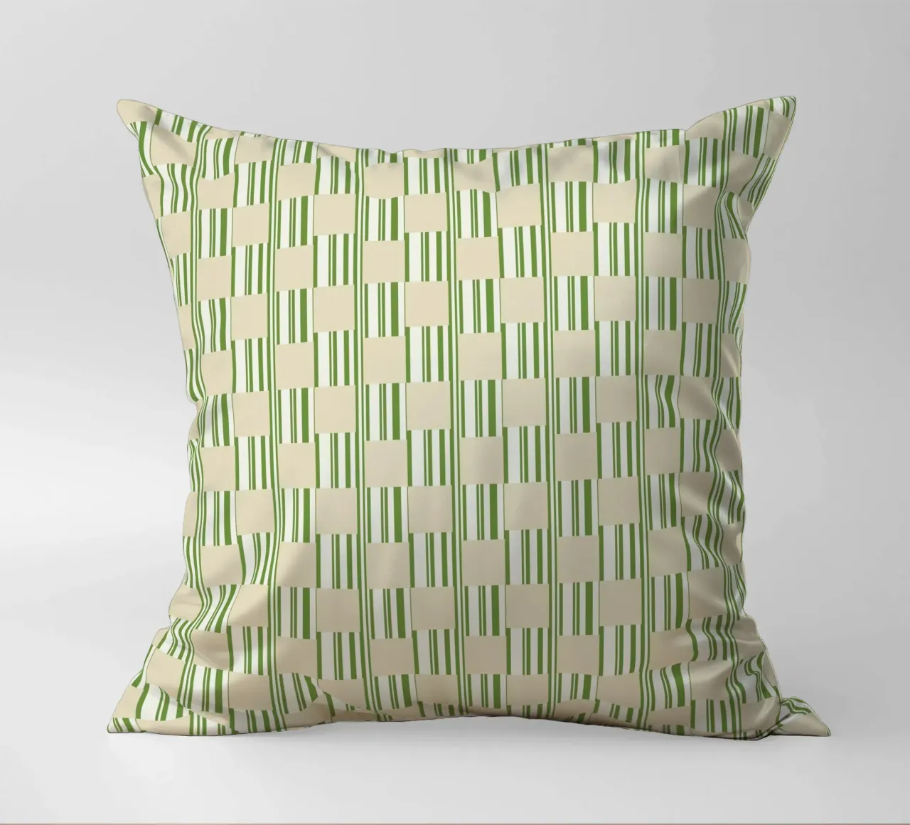 Quadri e righe in verde e beige cuscino da Little Dean