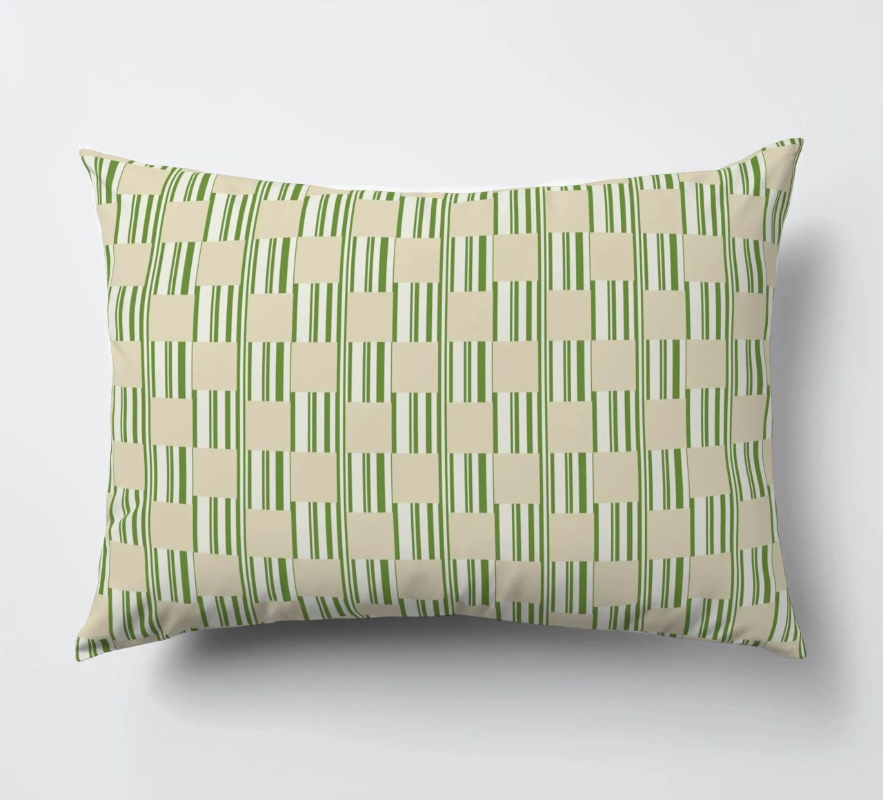 Quadri e righe in verde e beige cuscino da Little Dean