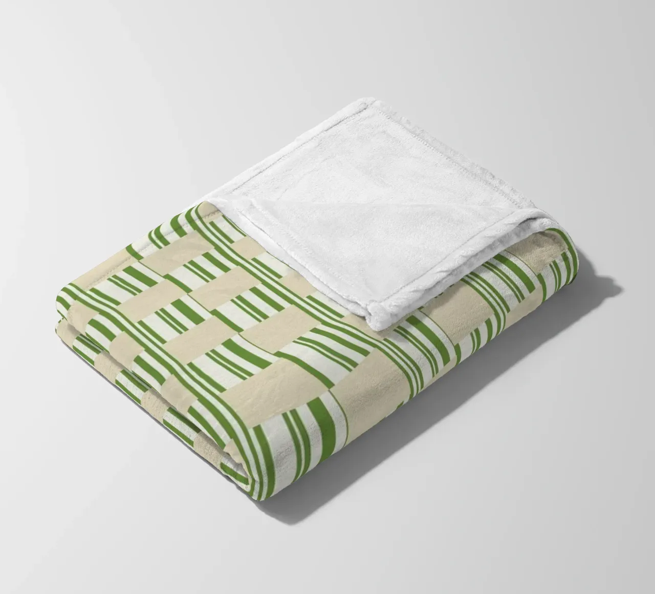 Quadri e righe in verde e beige coperta in pile da Little Dean