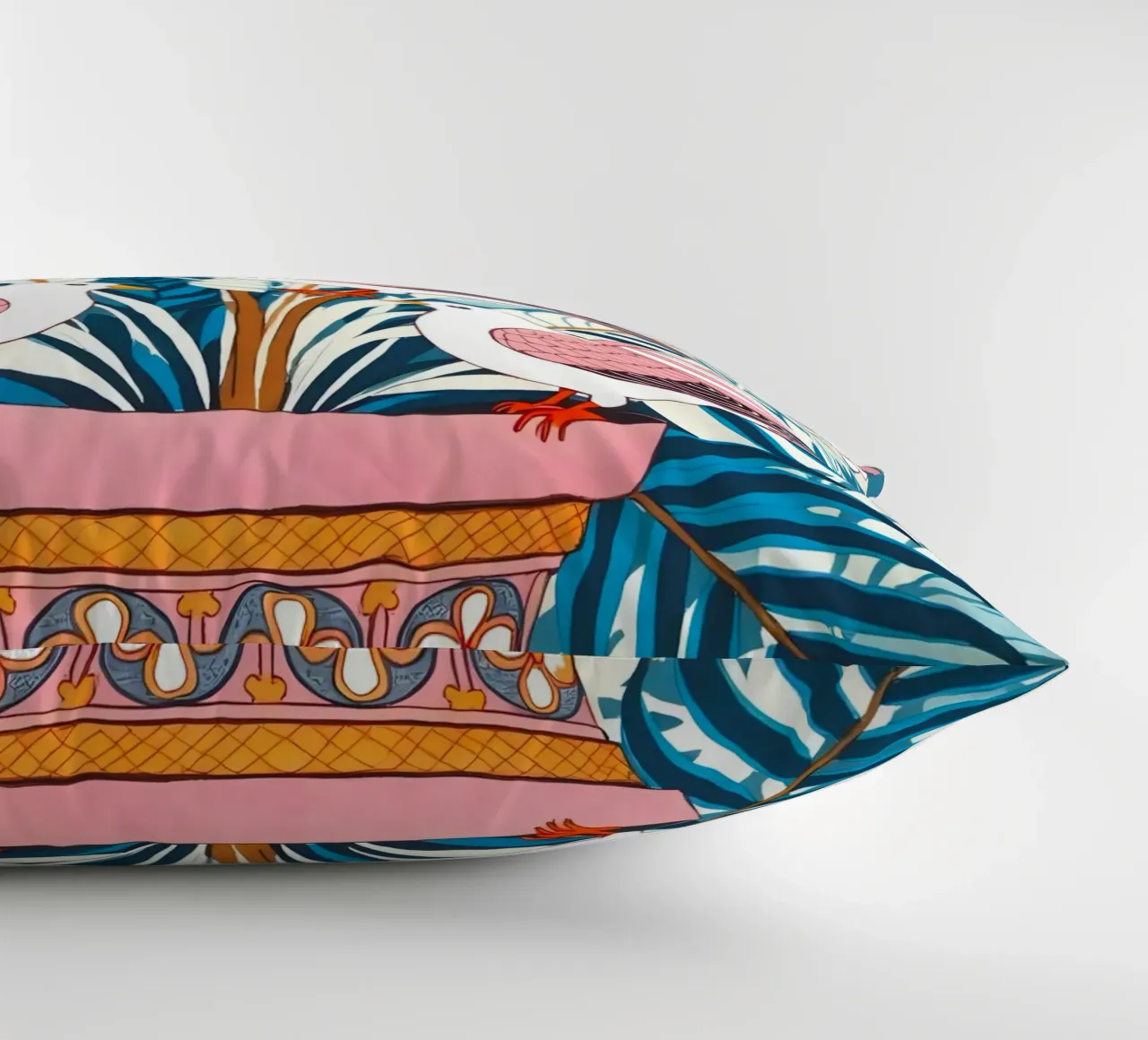 Cinque colombe in fiore cuscino da 83oranges.com