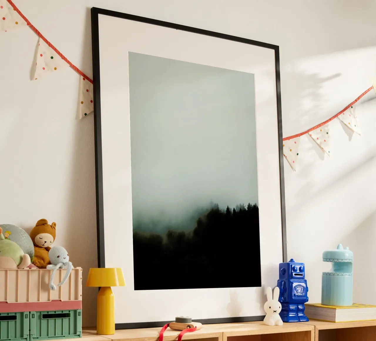 Julia's Forest in the Fog poster con telaio in alluminio da Babett Schultze