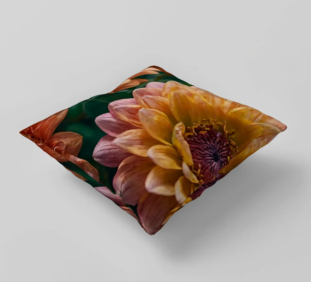 Splendidi fiori in varie tonalità di pesca cuscino da DesignDoodle