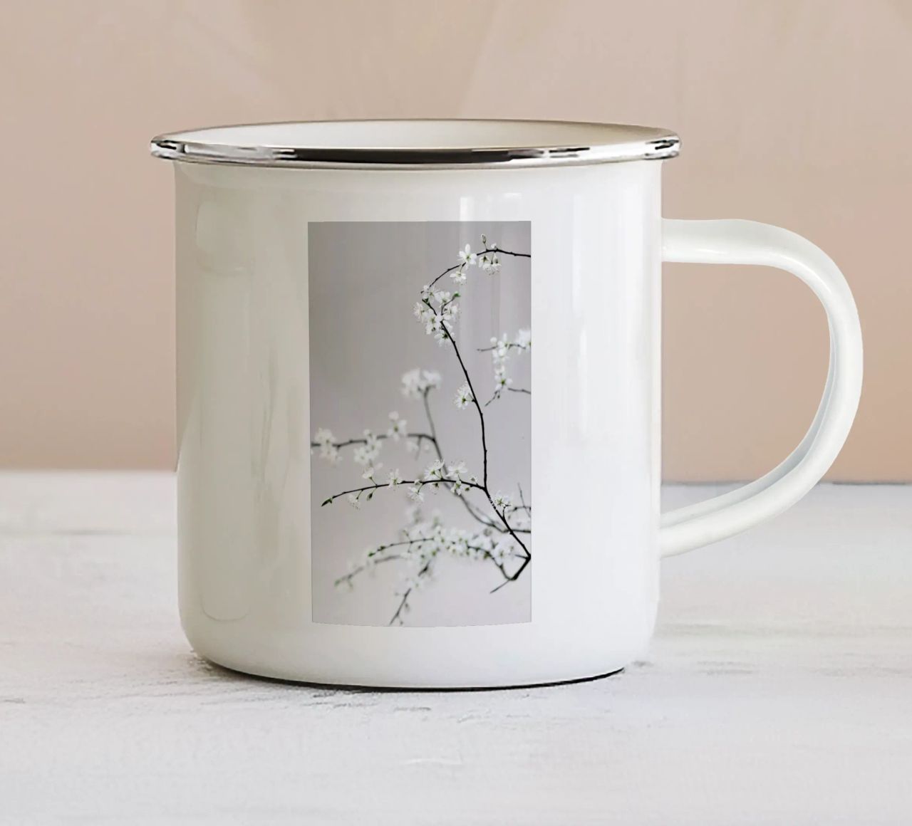 Spring Is in the Air tazza in smalto da Studio Nahili