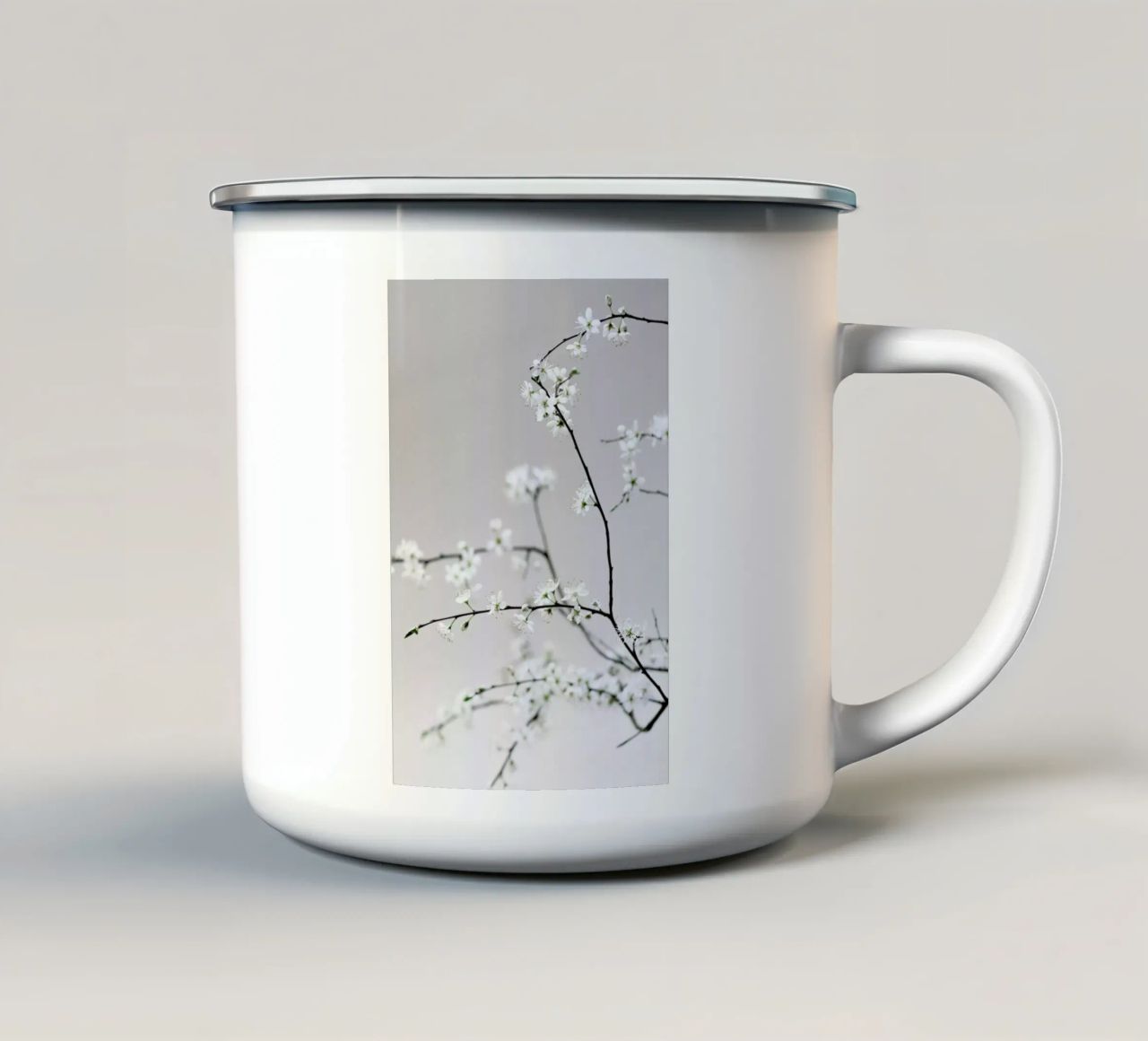 Spring Is in the Air tazza in smalto da Studio Nahili