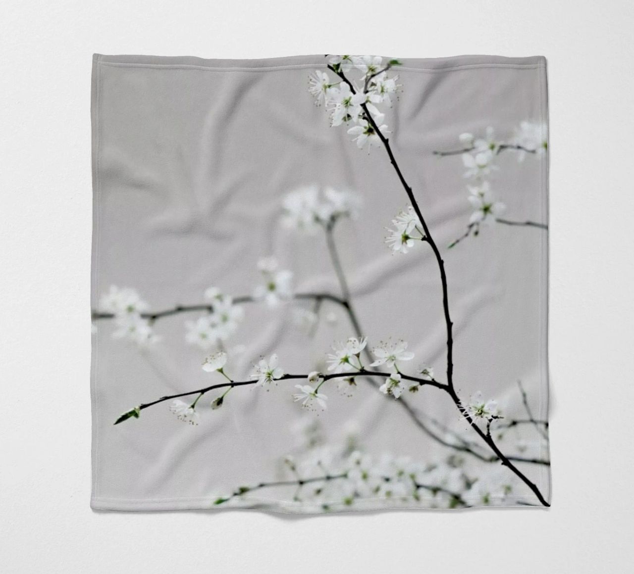 Spring Is in the Air coperta in pile da Studio Nahili